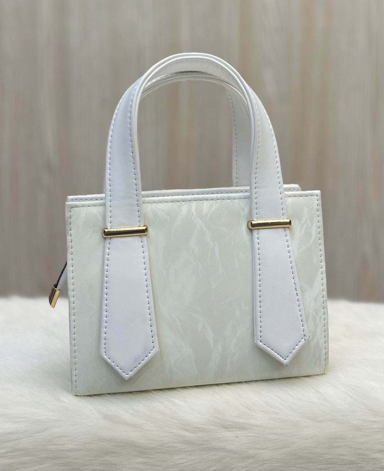 Levixa - Charmline (Copy)