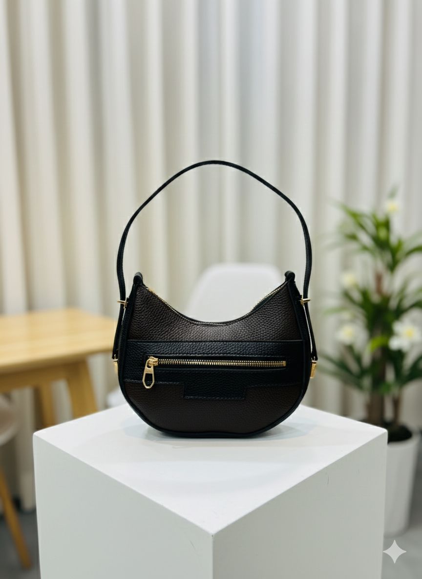 Moon Bag - Black