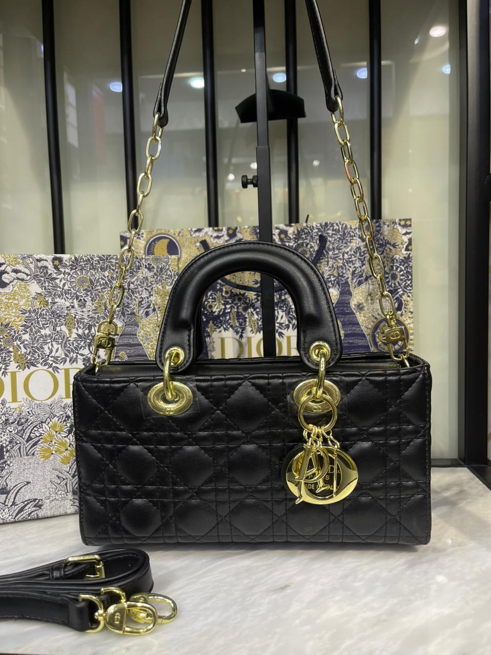 CHRIS-TIAN DI-0R — Lady D-Joy Noir (I)