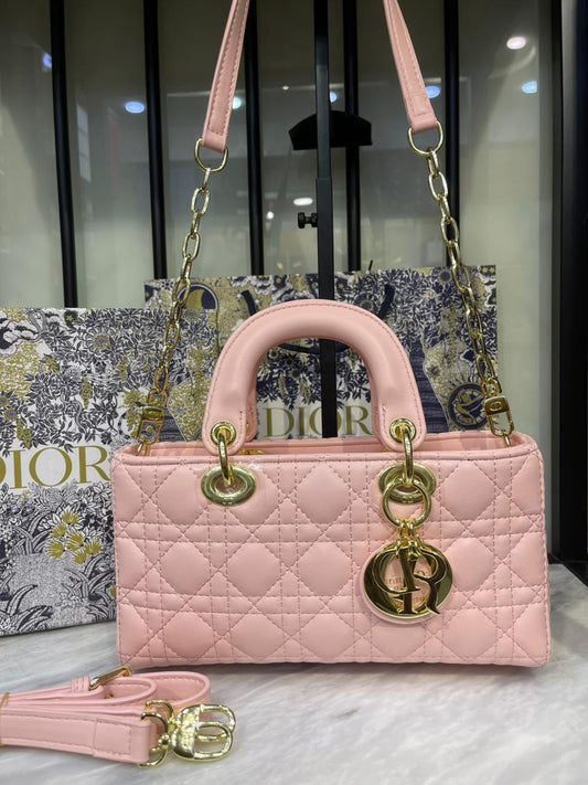 CHRIS-TIAN DI-0R — Lady D-Joy Blush (I)