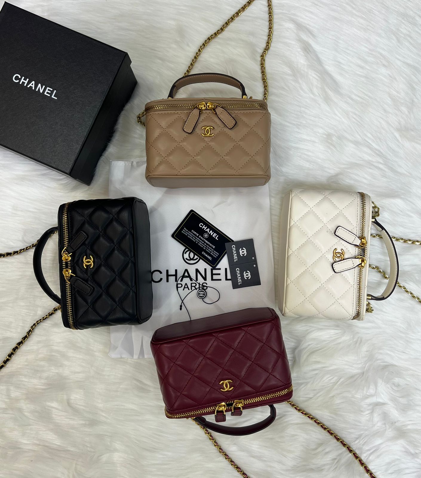 Chanel - Vanity - Red