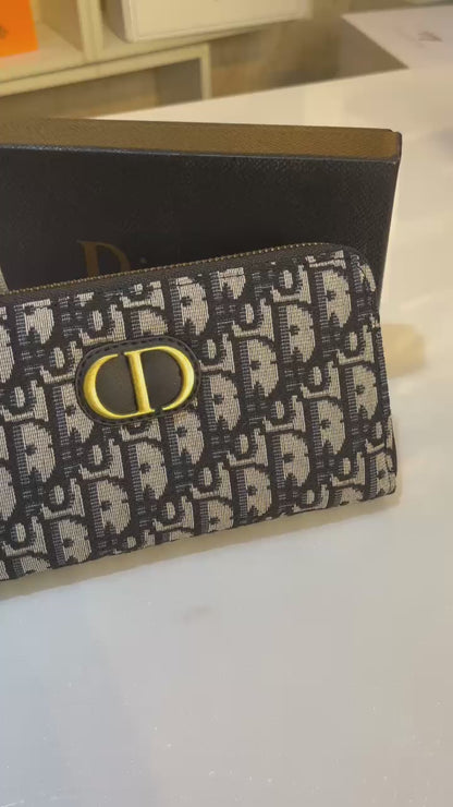 CHRIS-TIAN DI-0R — Soft Gray Clutch (ZB)